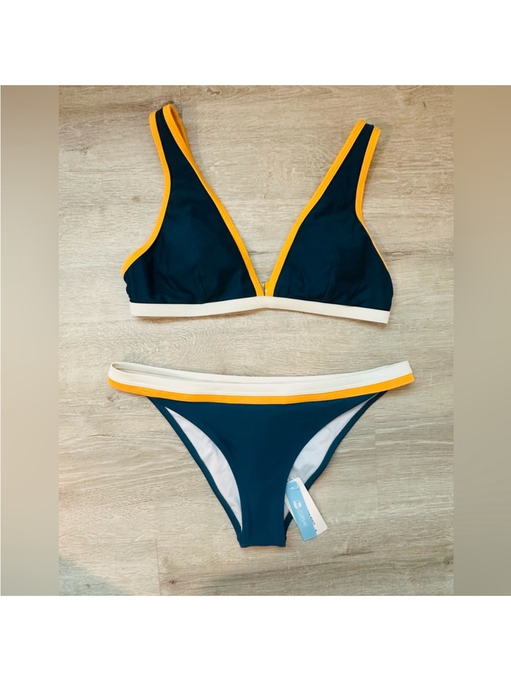 NWT Cupshe White & Orange Trim Bikini Set (Size S/M)